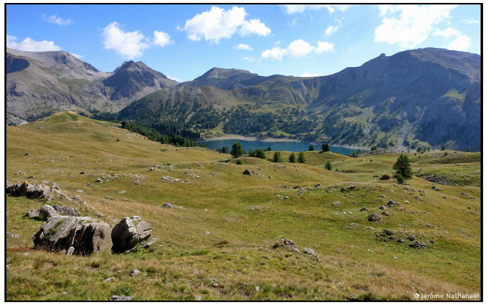 Au dessus du lac d'Allos