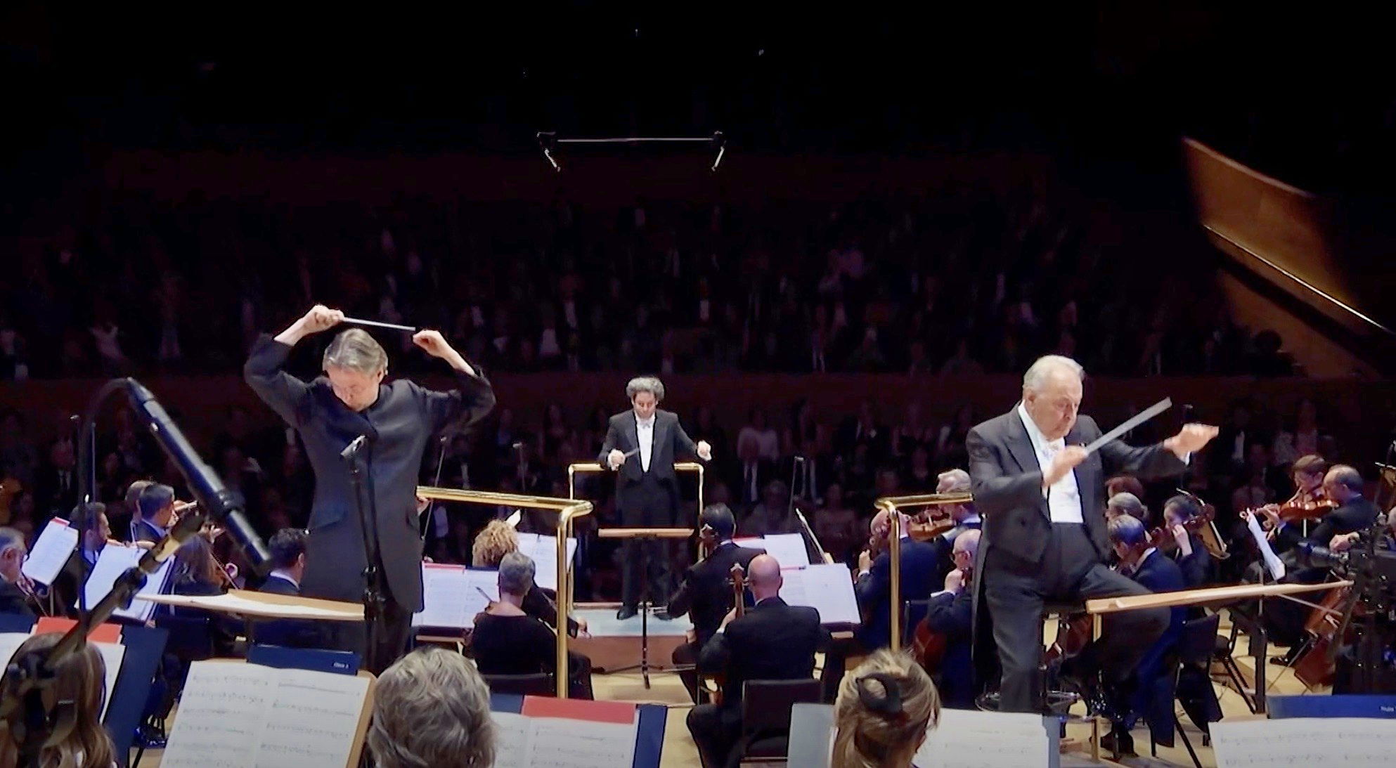 Salonen, Dudamel, and Mehta conducting Bjarnason's world premiere 