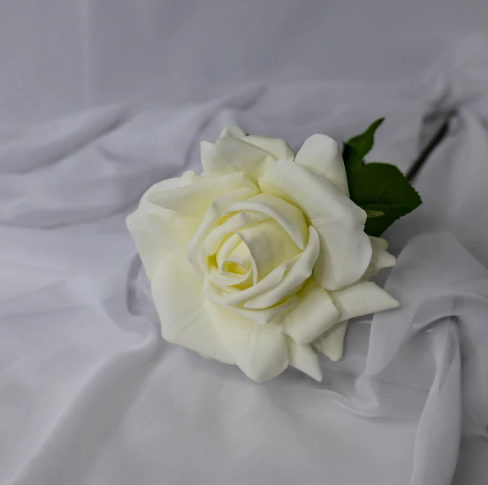 White David Austin Open Bud Real Touch Roses - Realistic Artificial Flowers - Image 3