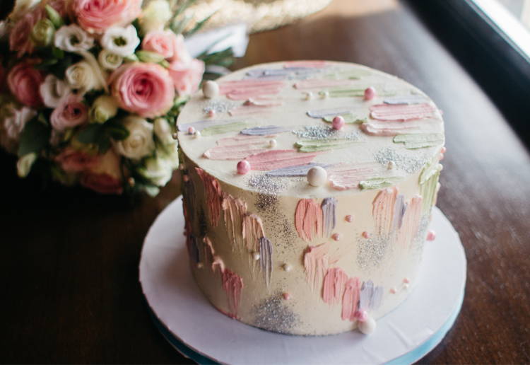 ケーキ 常温 何時間