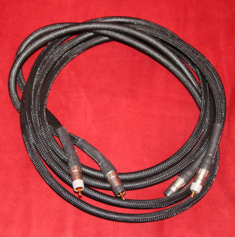Harmonic Technology Precision Link int 2 meter RCA Ints !