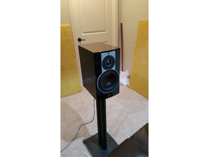 Dali Loudspeakers Rubicon 2's in Black