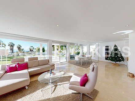  Коста Адехе
- Property for sale in Tenerife: Villa for sale in Golf Costa Adeje, Costa Adeje, Tenerife South