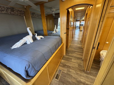 Boat Image 17