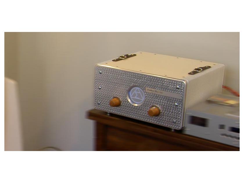 Delta Sigma North Pole SE Integrated Amplifier