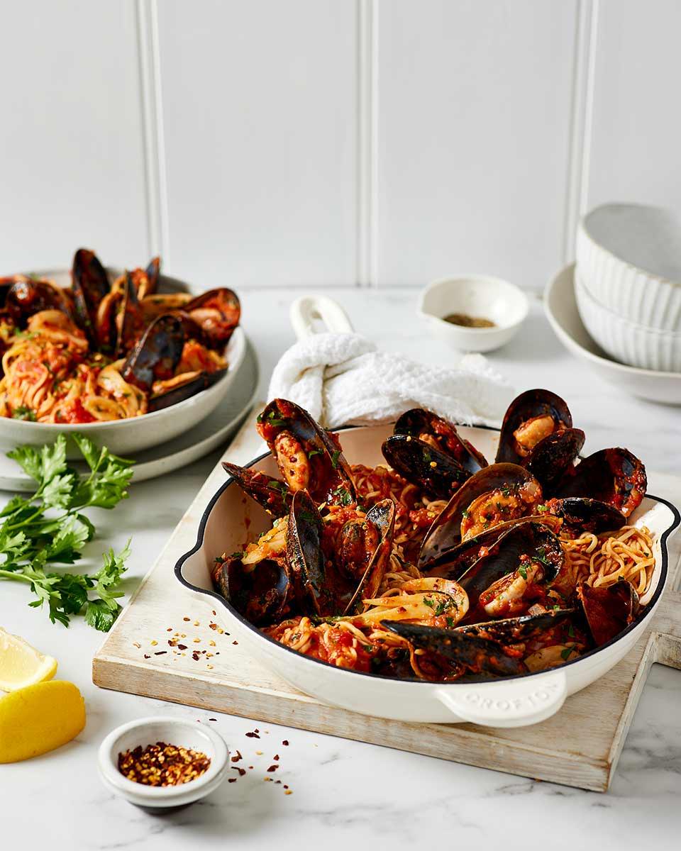 Mussel linguine Recipe by KitchenAid | Minimax