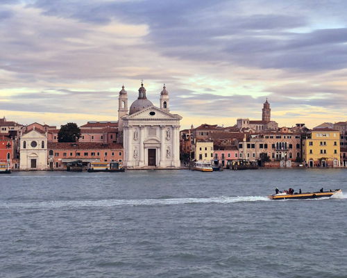 Cooking classes Venice: Fresh pasta and tiramisu course in magical Venice