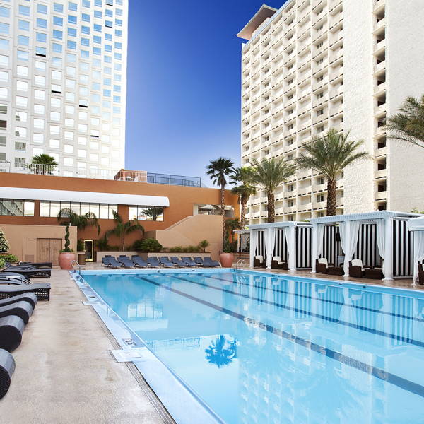 The Pool at Harrahs Las Vegas