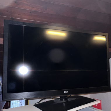 LG - TV LED Full HD 107 cm 42LV3550