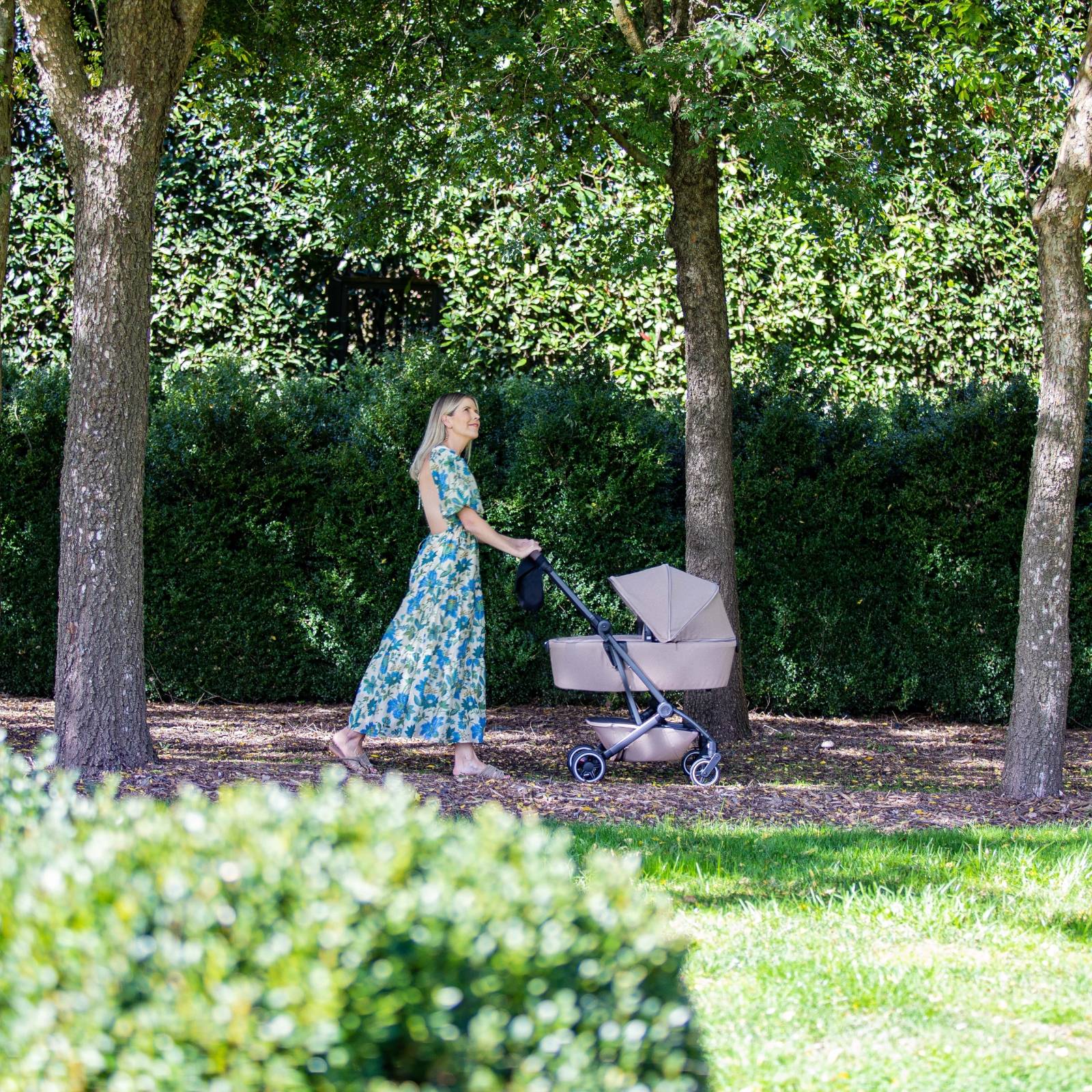 Joolz Aer+ compact & lightweight stroller and travel easy