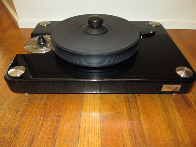 VPI Industries Aries Turntable + SDS