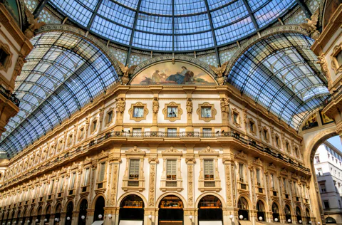 3-Hour City Highlights Pedestrian Observing Tour