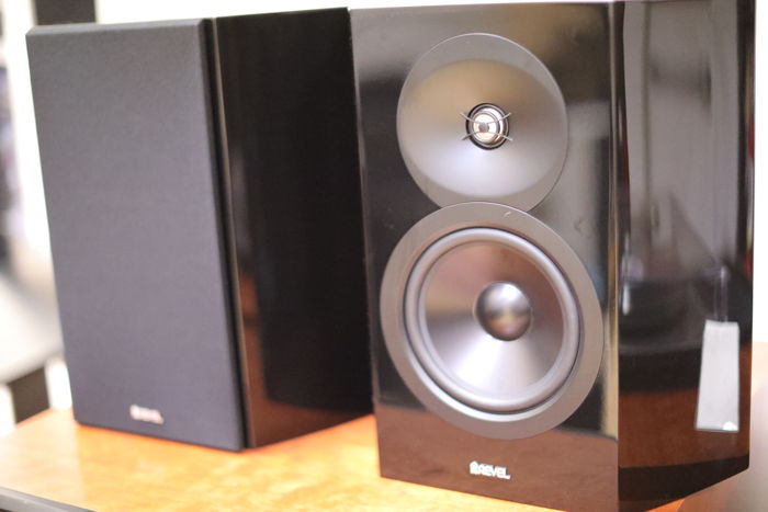 Revel Concerta S16 (Pair) Surround Speakers (Black Glos...