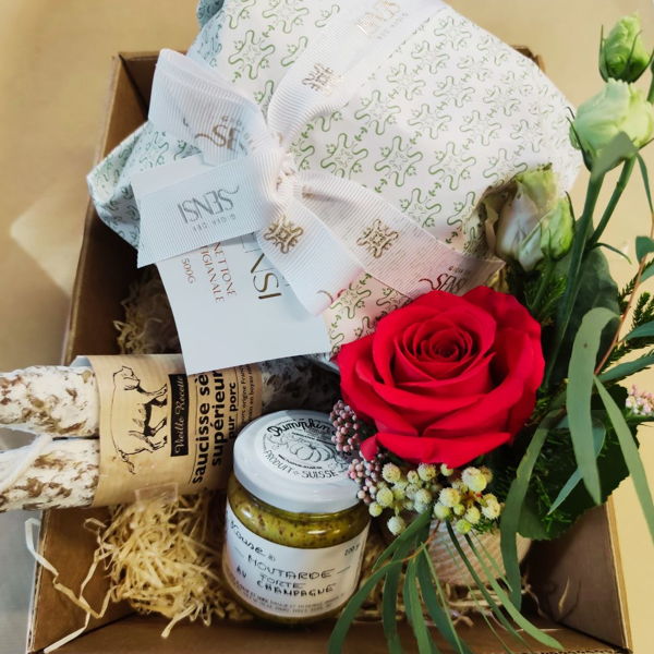 panier-de-noel-elegant-halle-de-rive