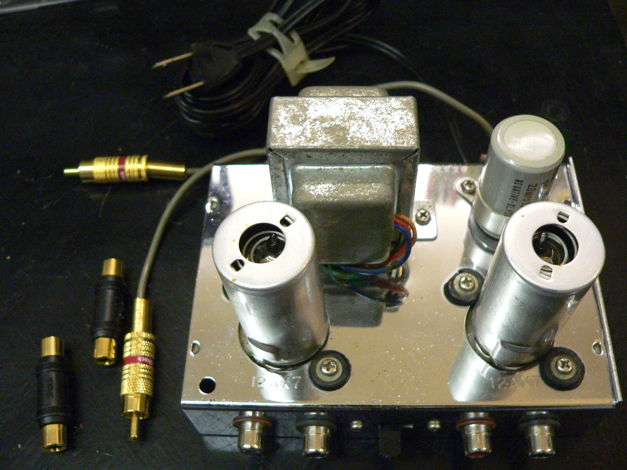 Tube Phono Preamp made in Japan using 2 12AX7 tubes