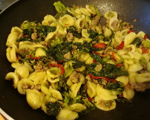 Cooking classes Bari: Focaccia, Orecchiette, and Sporcamuss: Apulian Traditions