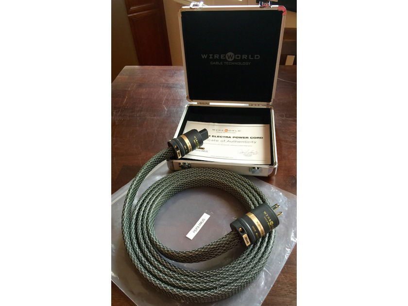 Wireworld Platinum Electra Power Cable 3 meter length !!! PRICE REDUCED !!!