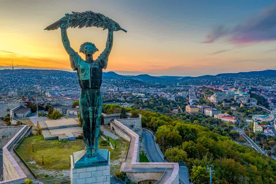 Private 4-Hour Budapest city tour and 3-hour Széchenyi thermal Bath relax - photo 2