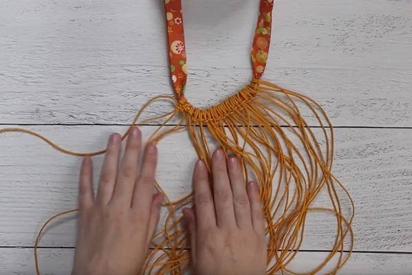 DIY Macrame Market Bag Video Tutorial image 2