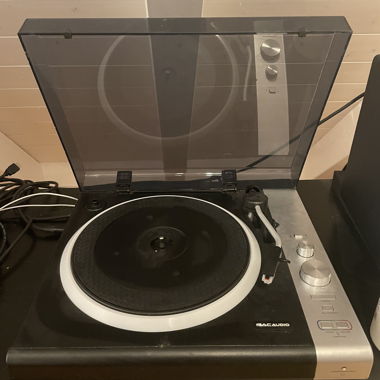 Mac Audio TT100BKE Vinyl Spieler