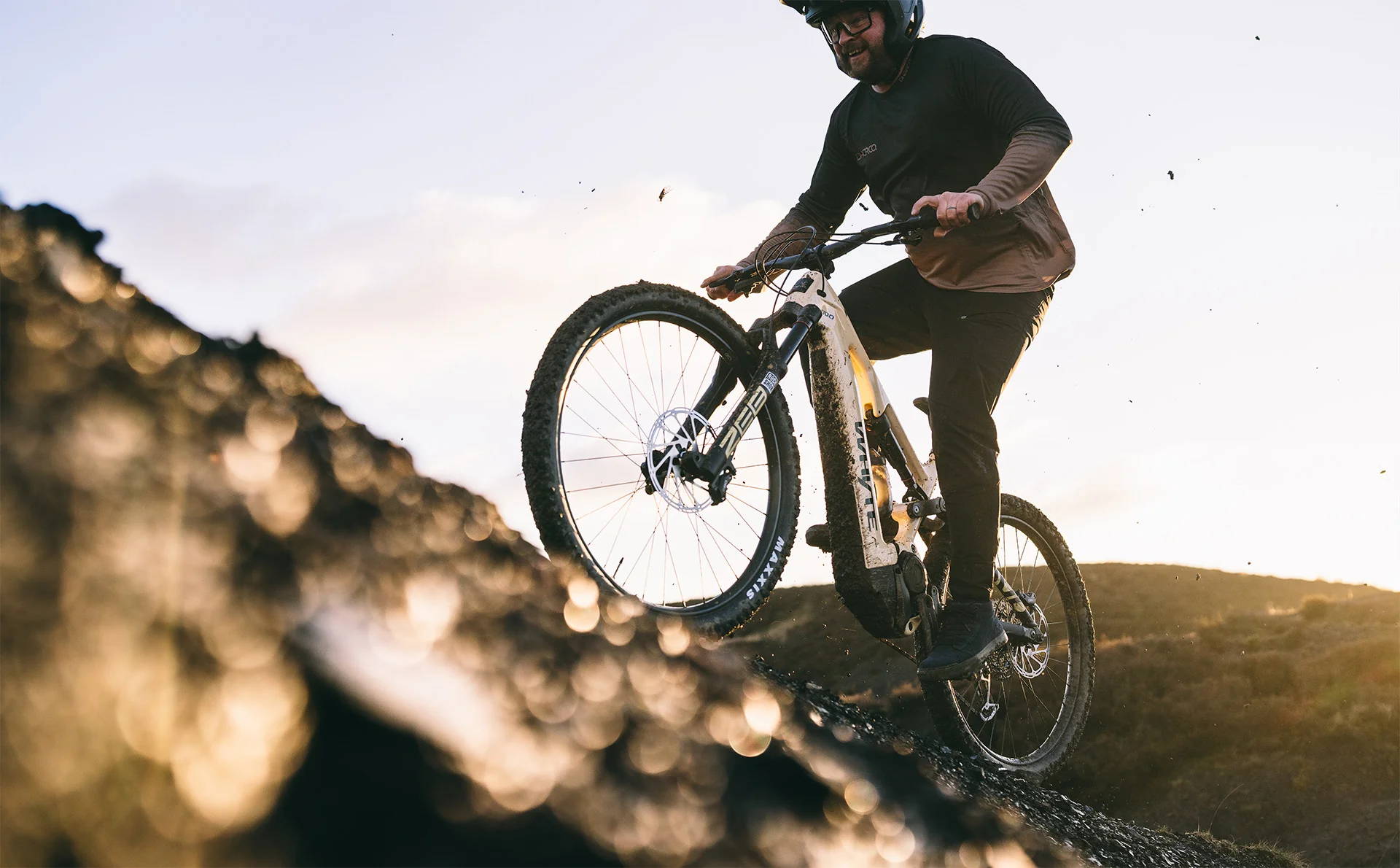 Whyte Kado RSX Action Picture Riding