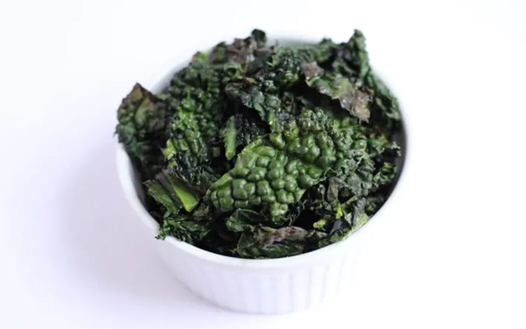 Keto side dishes: Kale chips