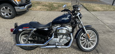 2008 HARLEY-DAVIDSON XL 883L SPORTSTER LOW (LUX COLORS) motorcycle for rent near Louisville, KY
