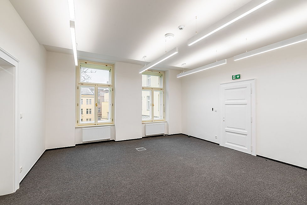  Praha 5
- Reprezentativní kanceláře na Václavském náměstí 296 m²