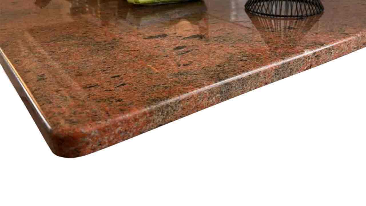 Gartentisch mit Granitplatte | Detail Rundkante für Tischplatten aus Granit