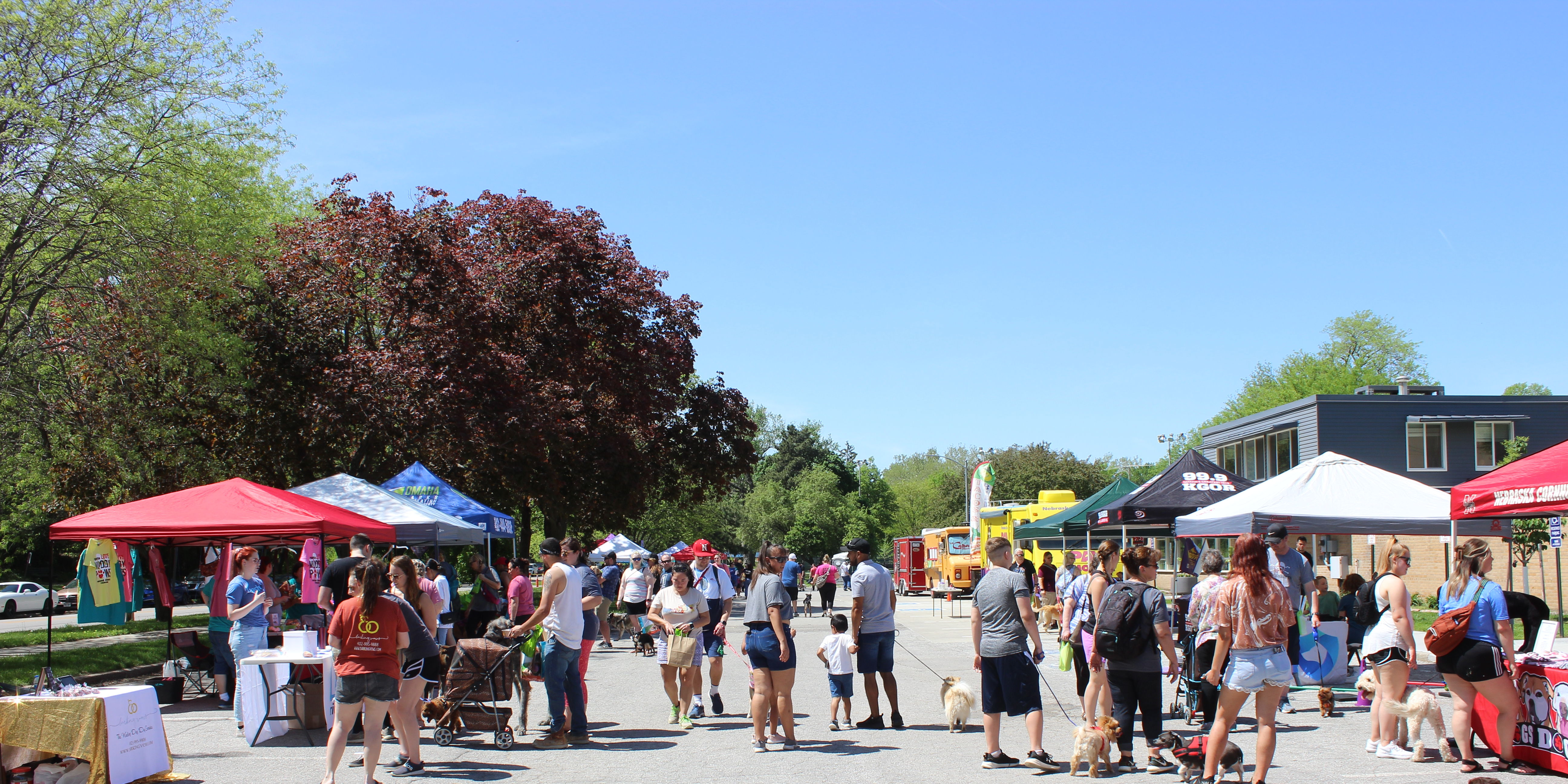 are dogs allowed at the omaha farmers market