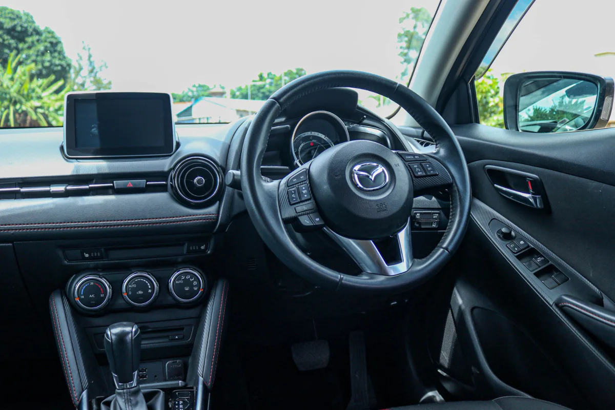 2016 Mazda Demio — Royal Max Motors — photo 4 of 20