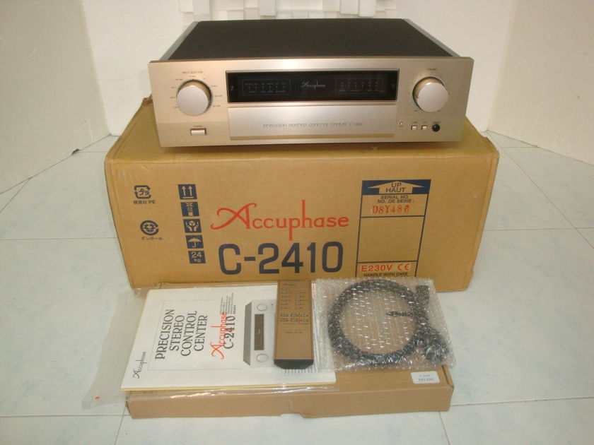 Accuphase C-2410 Precision Stereo Preamplifier like new (230V @ 50/60 Hz)