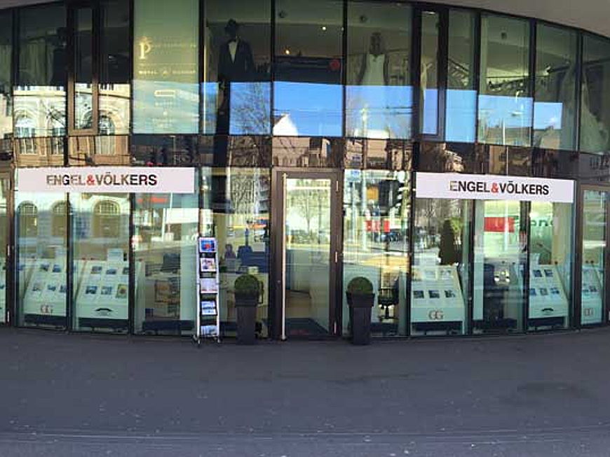  Zug
- Shop von Engel & Völkers Luzern