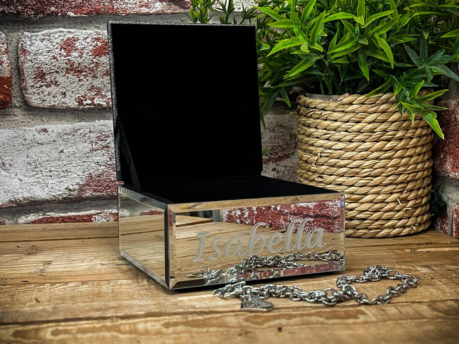 ¿Cuáles son las mejores herramientas para grabar espejos profesionalmente? 005