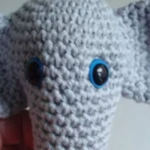 Crochet pattern for elephant rattle