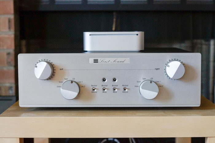 First Sound Presence Deluxe 4.0 Mk III Amazing preamp
