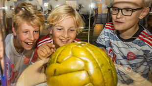 kindergeburtstag fussballmuseum schuetze bearb