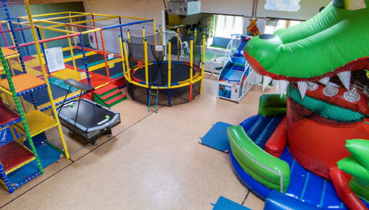 jolos kinderwelt trampolin