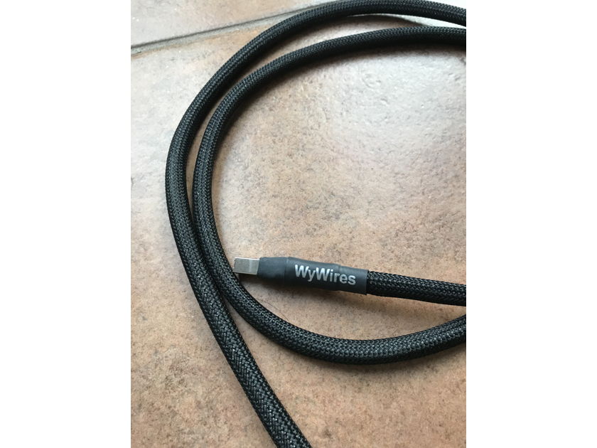 WyWires, LLC Silver Digital USB Cable, 1.5m