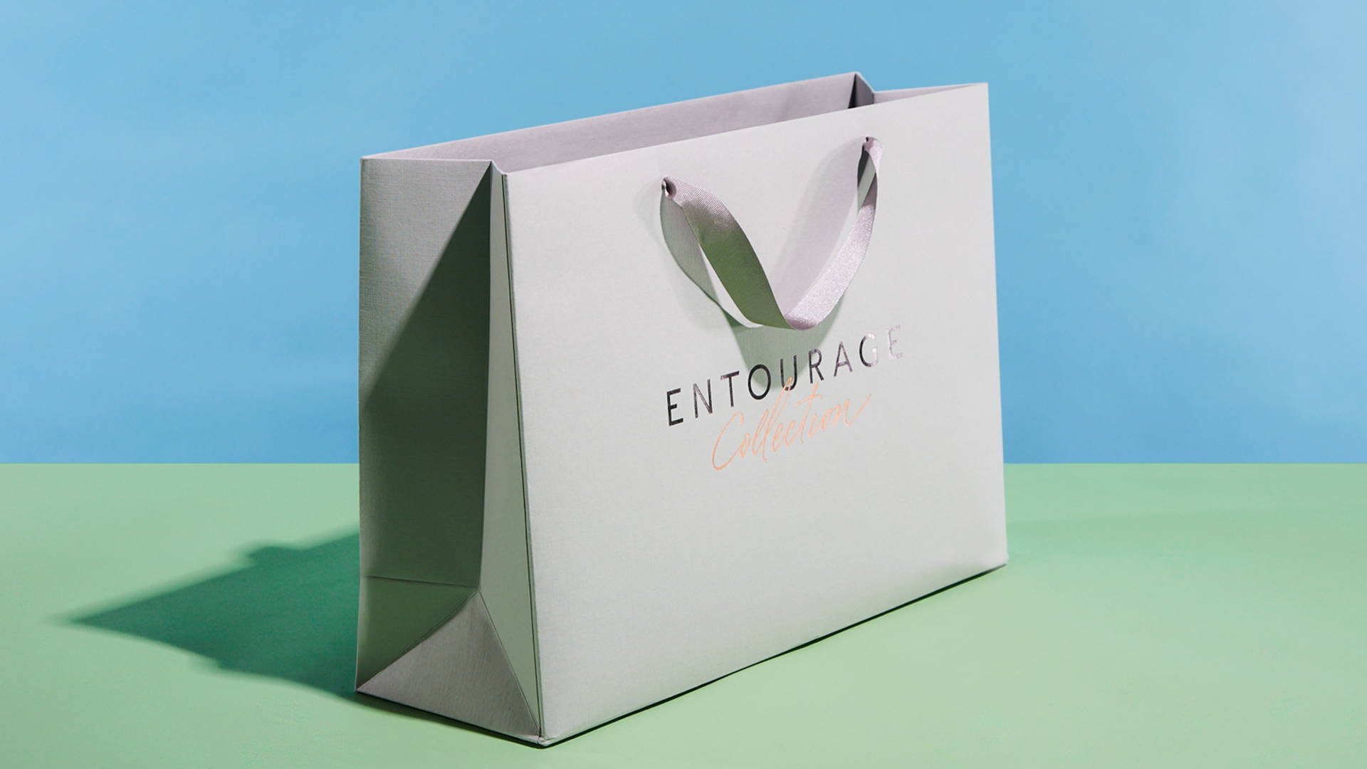 Featured image for This Elegant Packaging Will Have You Feeling Like You're Part of the "Entourage"