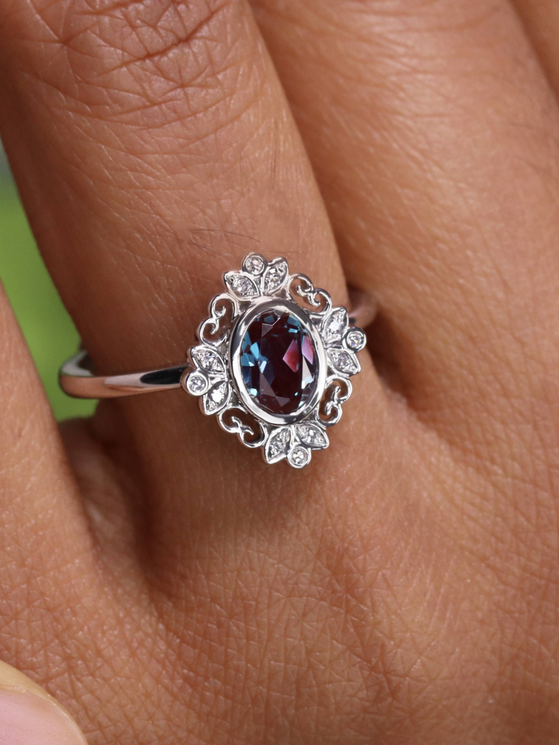 Alexandrite engagment rings