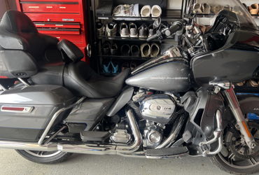 2022 HARLEY-DAVIDSON ROAD GLIDE LIMITED motorcycle for rent near Las Vegas , NV