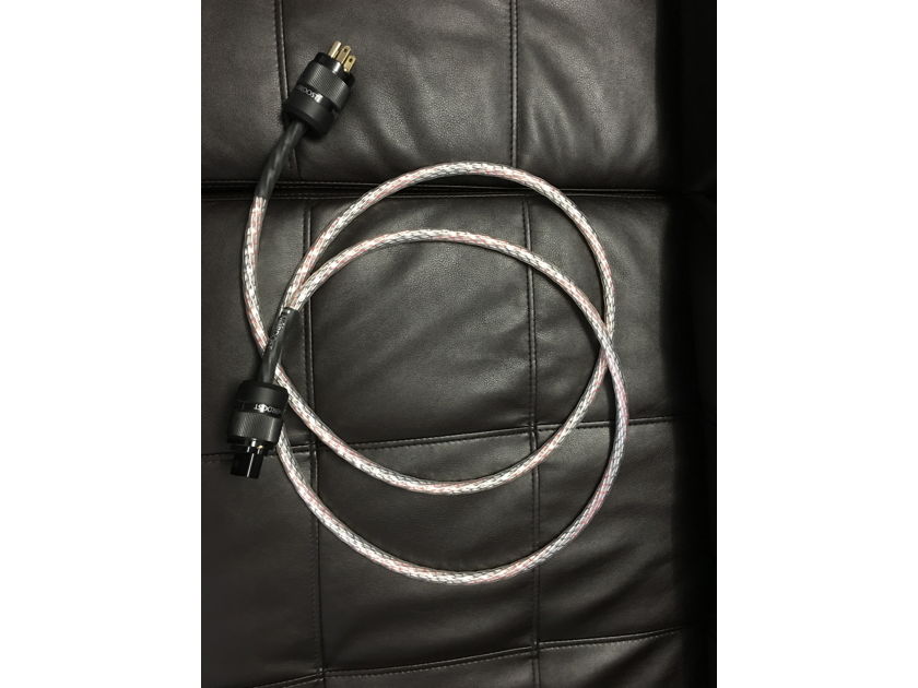 Nordost VaHalla 15 amp ( C15 ) power cord 2m ** excellent condition ** + LessLoss Reference 2M PC
