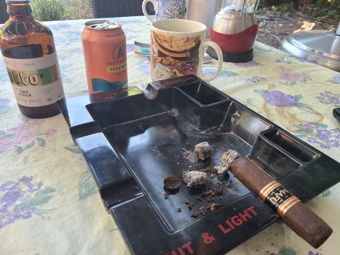 Testing out a few diff parings. Cigar is strong