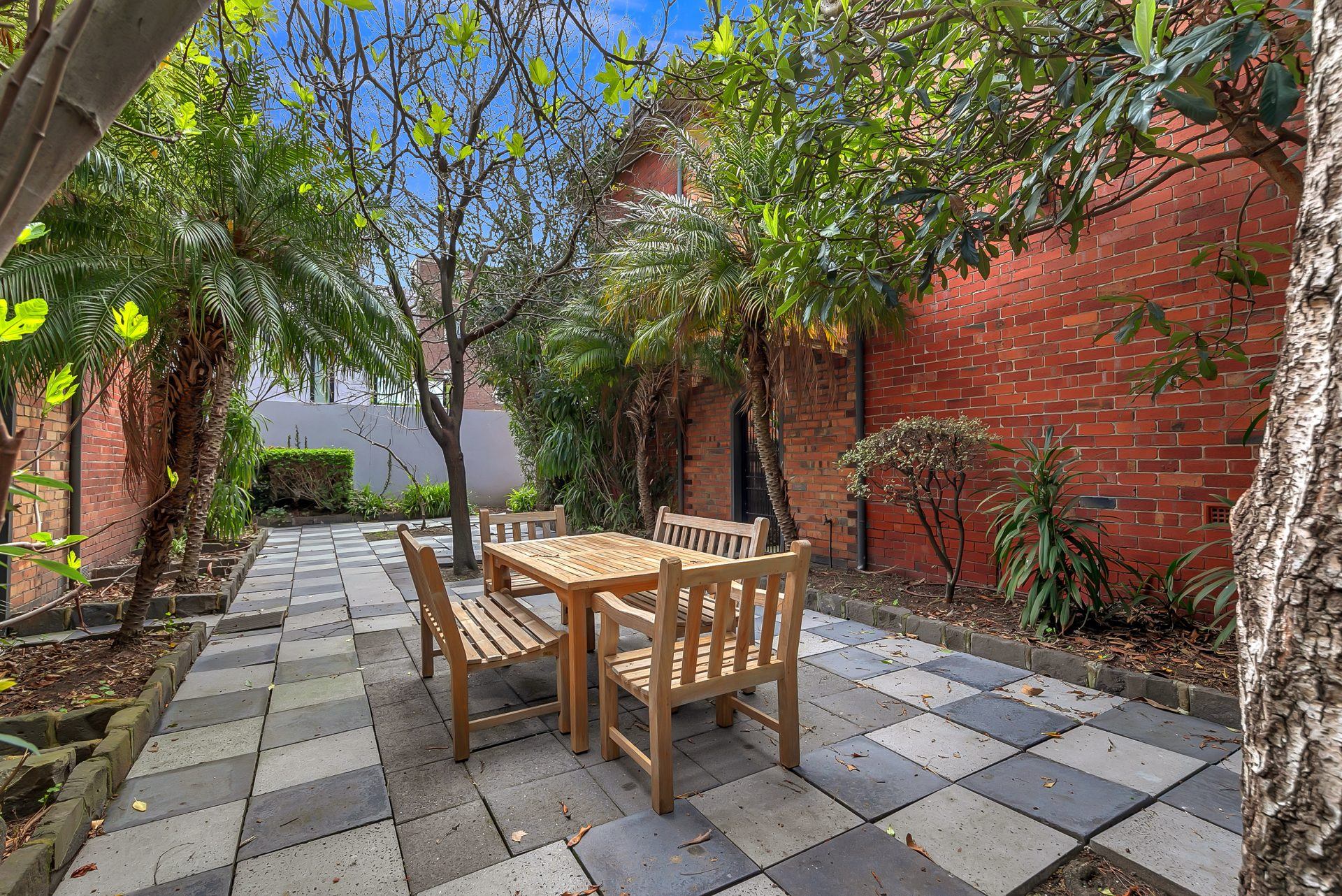 FOR LEASE- Live the Deco Dream on Domain- South Yarra - Image 9