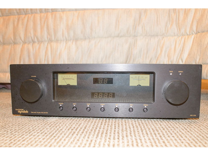 Magnum Dynalab MD 208 FM Tuner/Integrated Amplifier