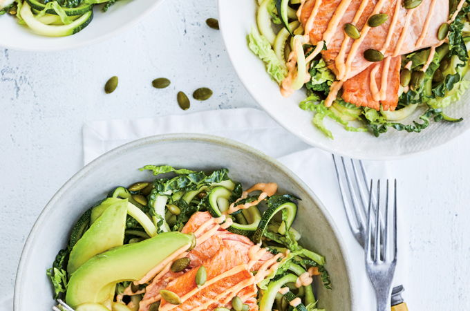 Truite poêlée et salade de courgettes aux graines de citrouille