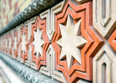 Jewish Budapest: 3-Hour Small Group Tour with Historian