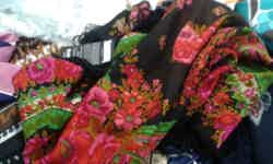 folk scarf with roses