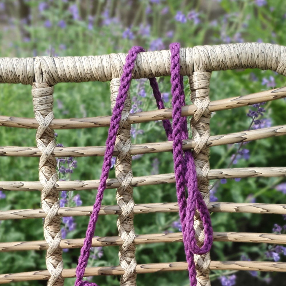 Crochet pattern for a Tunisian crocheted crossbody phone pouch